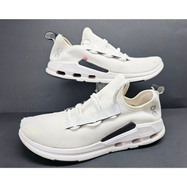 Oncloud Women 10.5 Comfy footwear