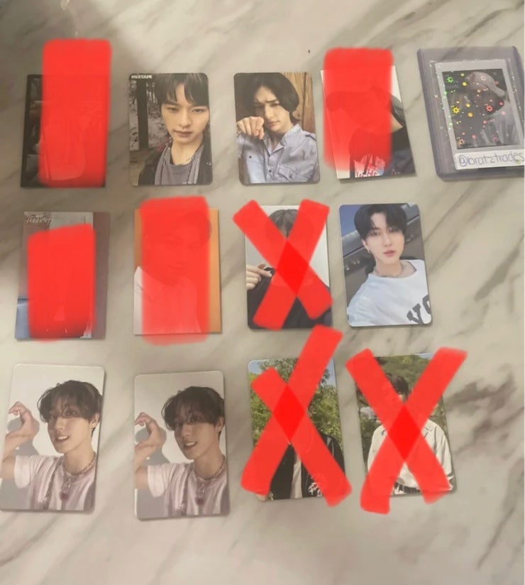 Stray Kids Photocards