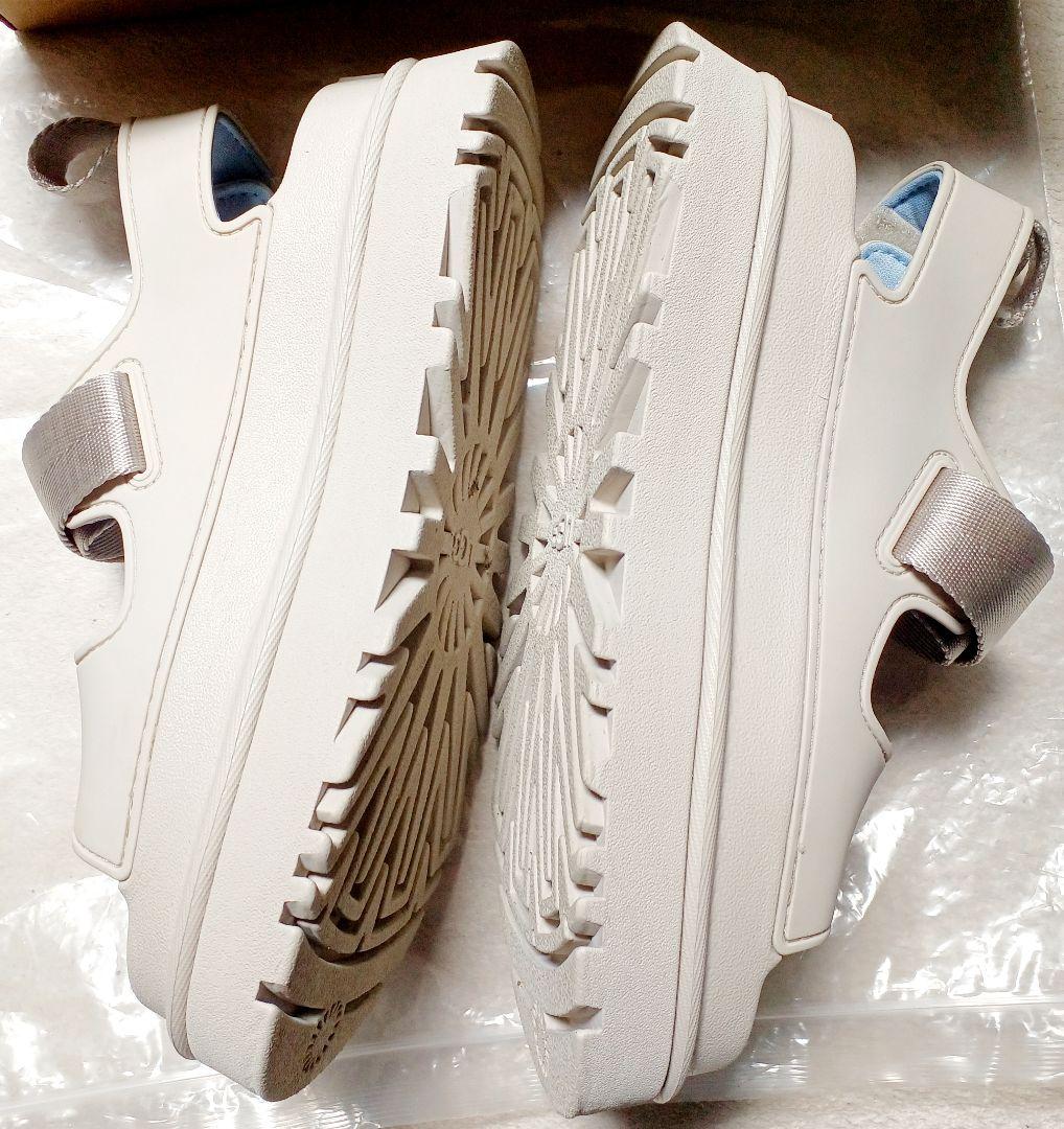 【まとめ買い】 UGG 22 Exclusive GOLDENGLOW W emmi for 靴