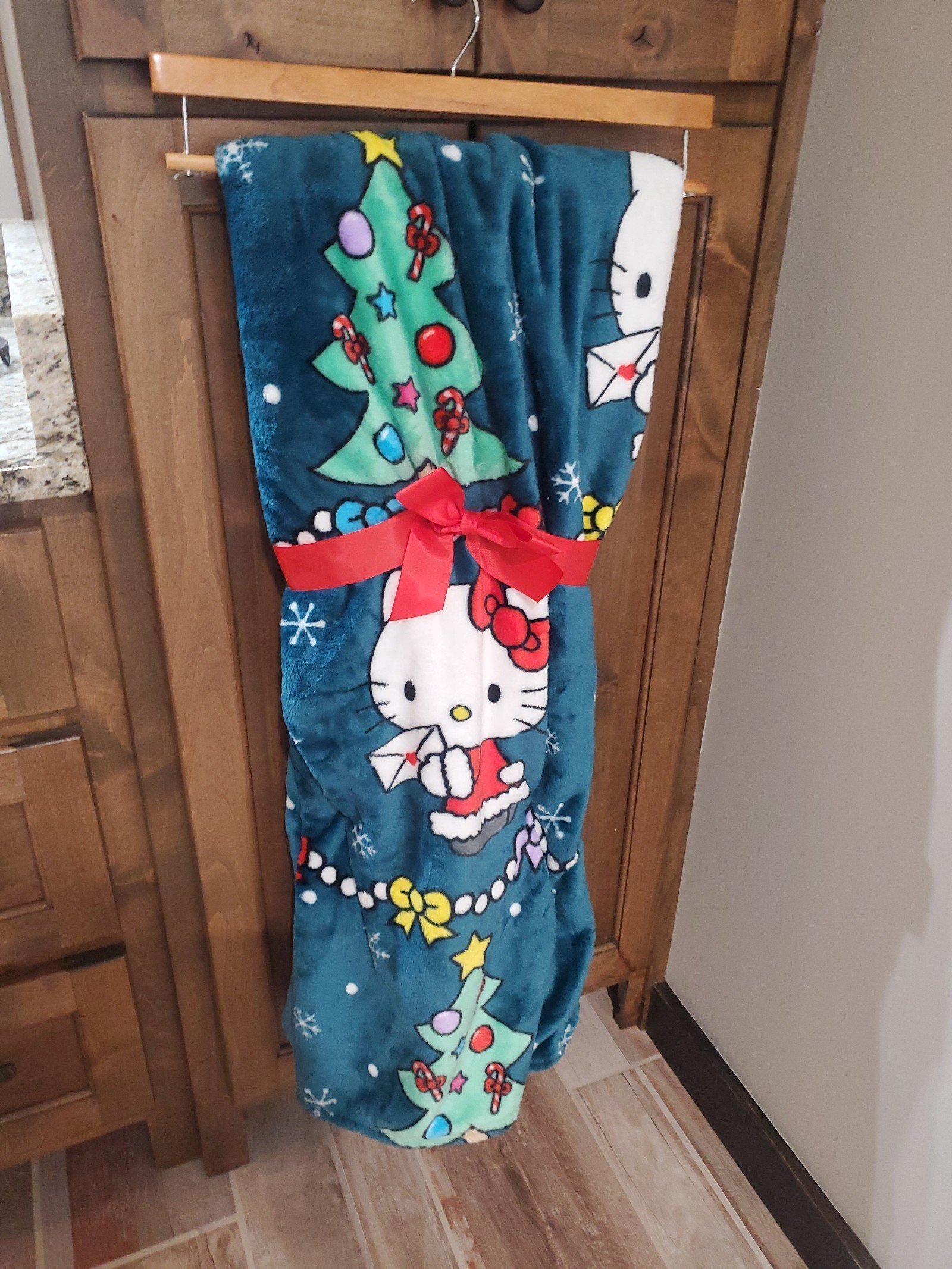 Viral Hello Kitty Christmas Tree Blanket-NWT