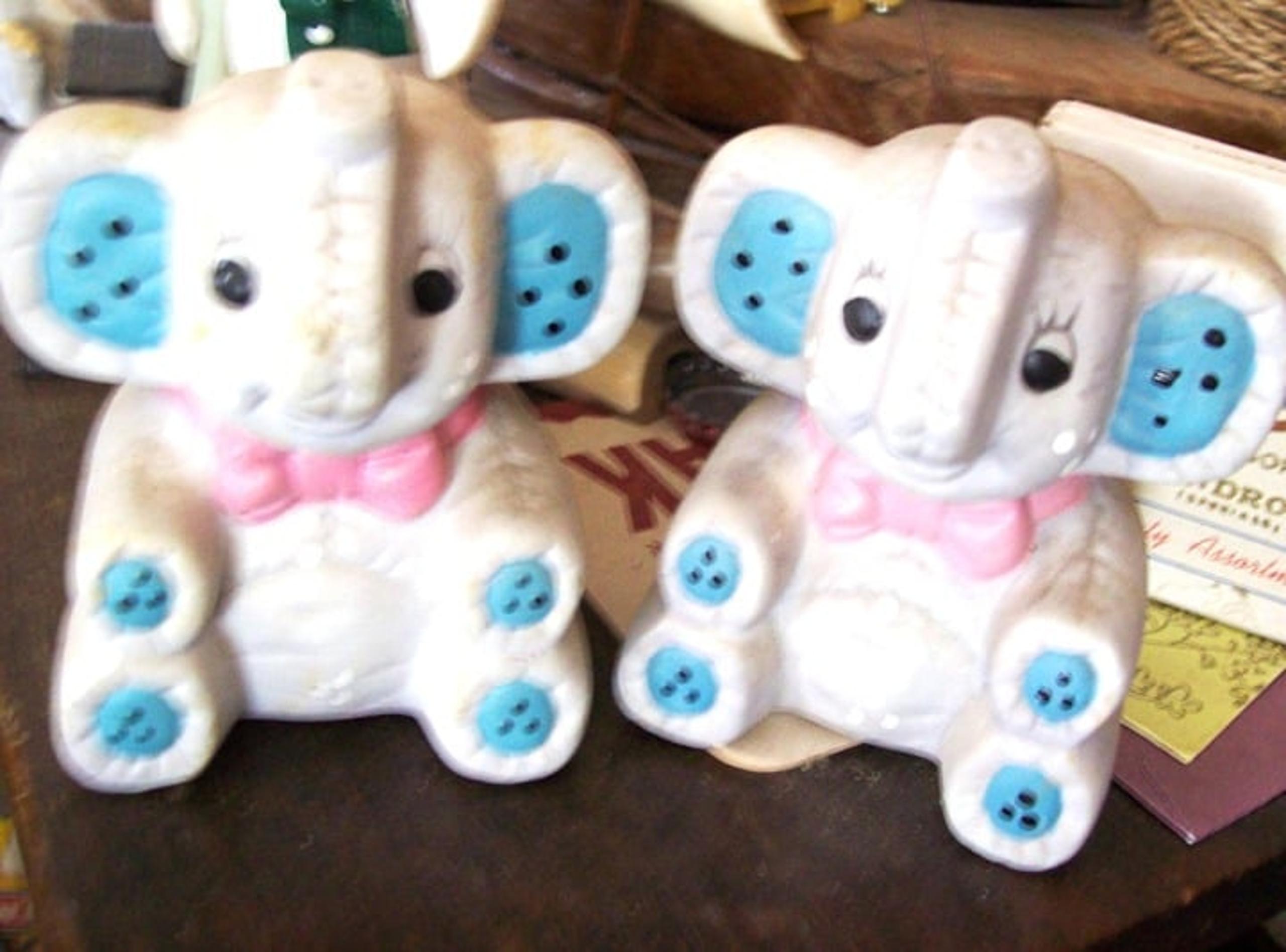 Elephant Pair Salt and Pepper Shakers- Vintage- Scruffy