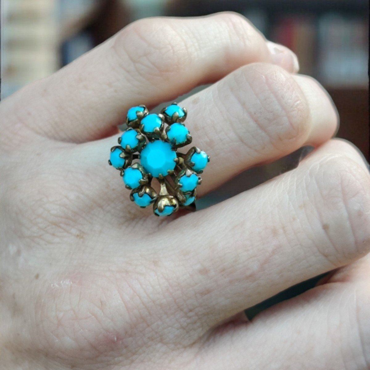 Adjustable antique Victorian blue turquoise Czech glass ring