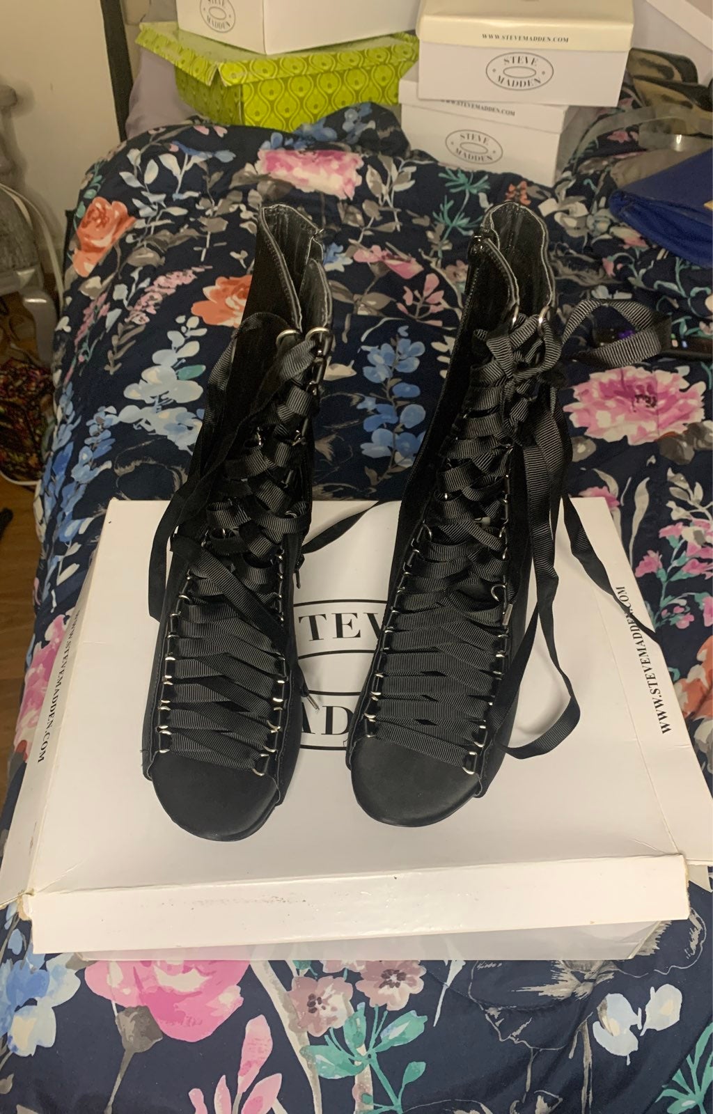 womens shoes size 8.5