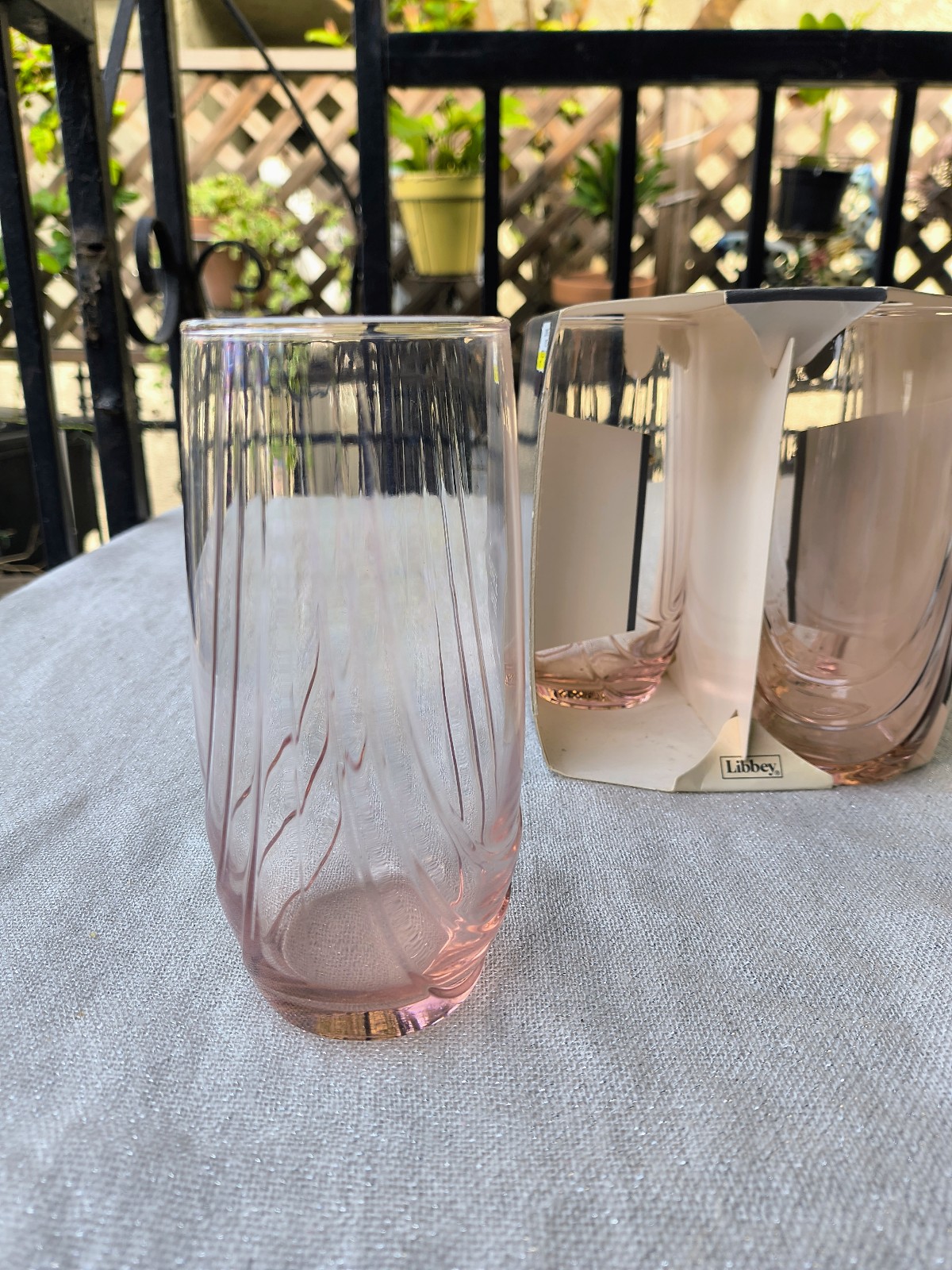 New Set of 4 Libbey 13 oz Pink Beverage Glasses