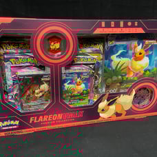 FLAREON VMAX premium collection sealed