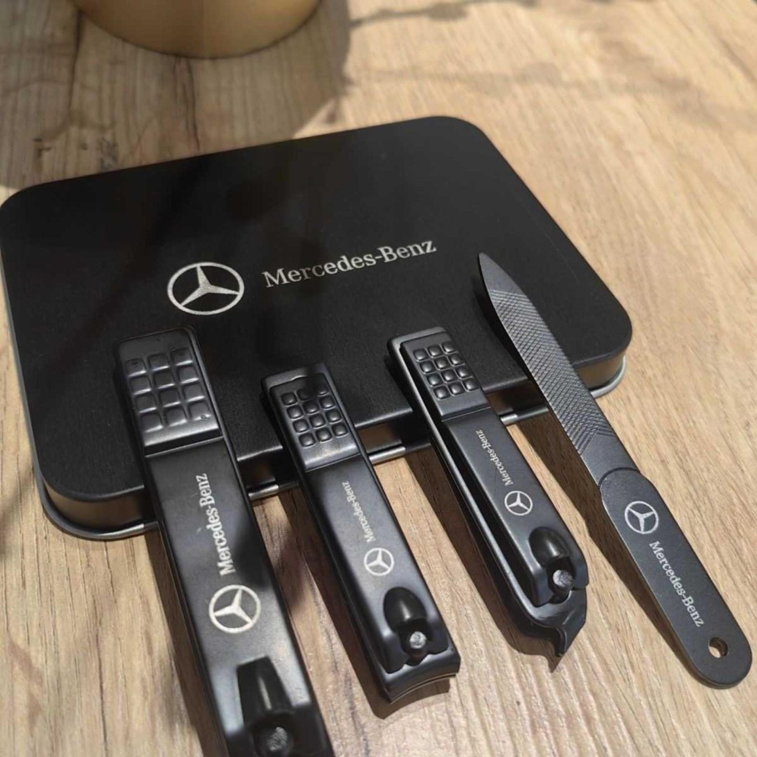 Inspired Nail Clipper Set in Box【sold as it is】