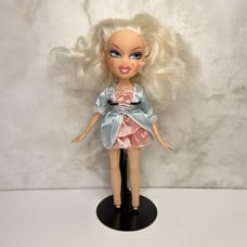 Bratz Costume Party Pouty Princess Cloe Doll 2008 MGA Entertainment Read