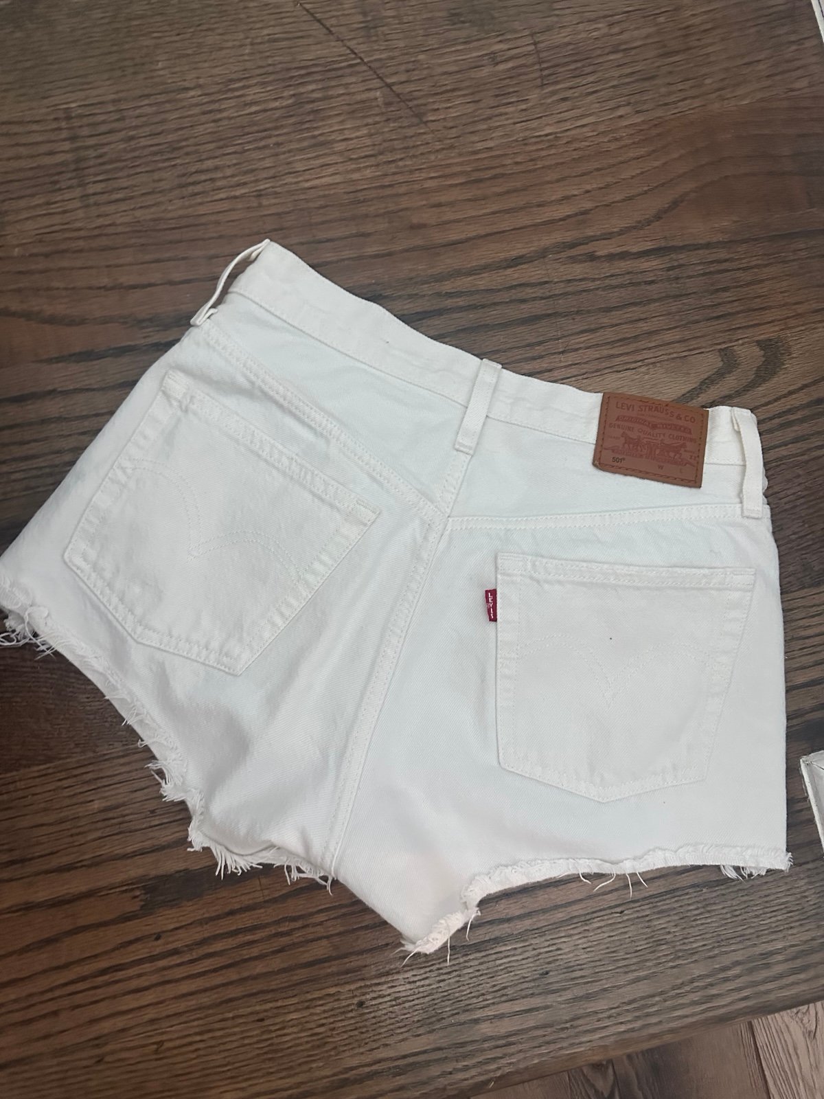 501 Levi high rise short