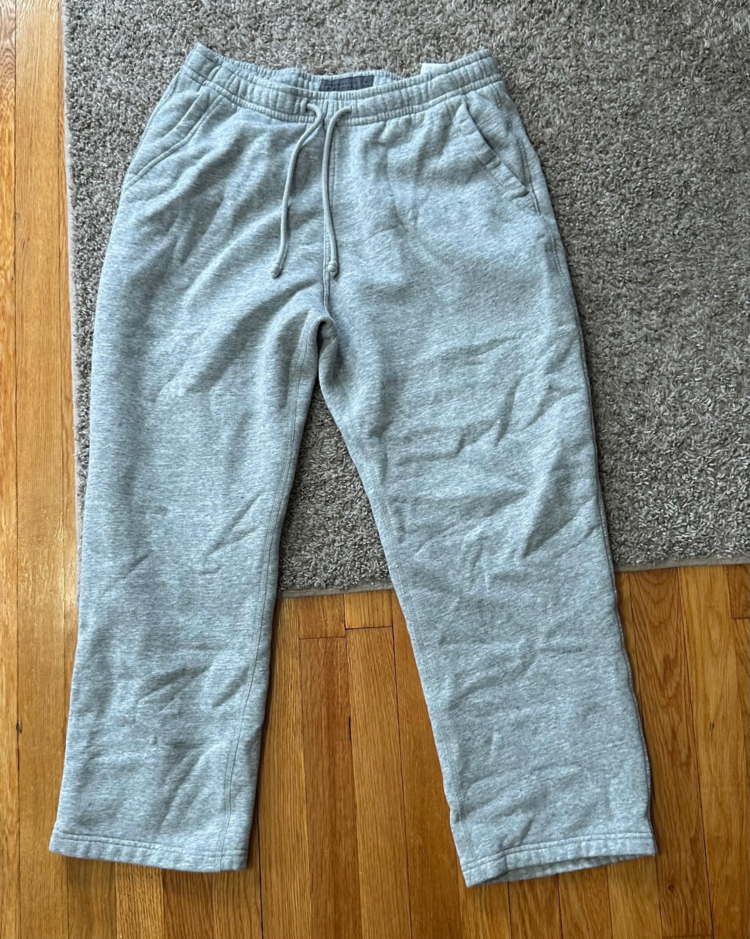 Men’s Abercrombie & Fitch Grey Baggy Sweatpants