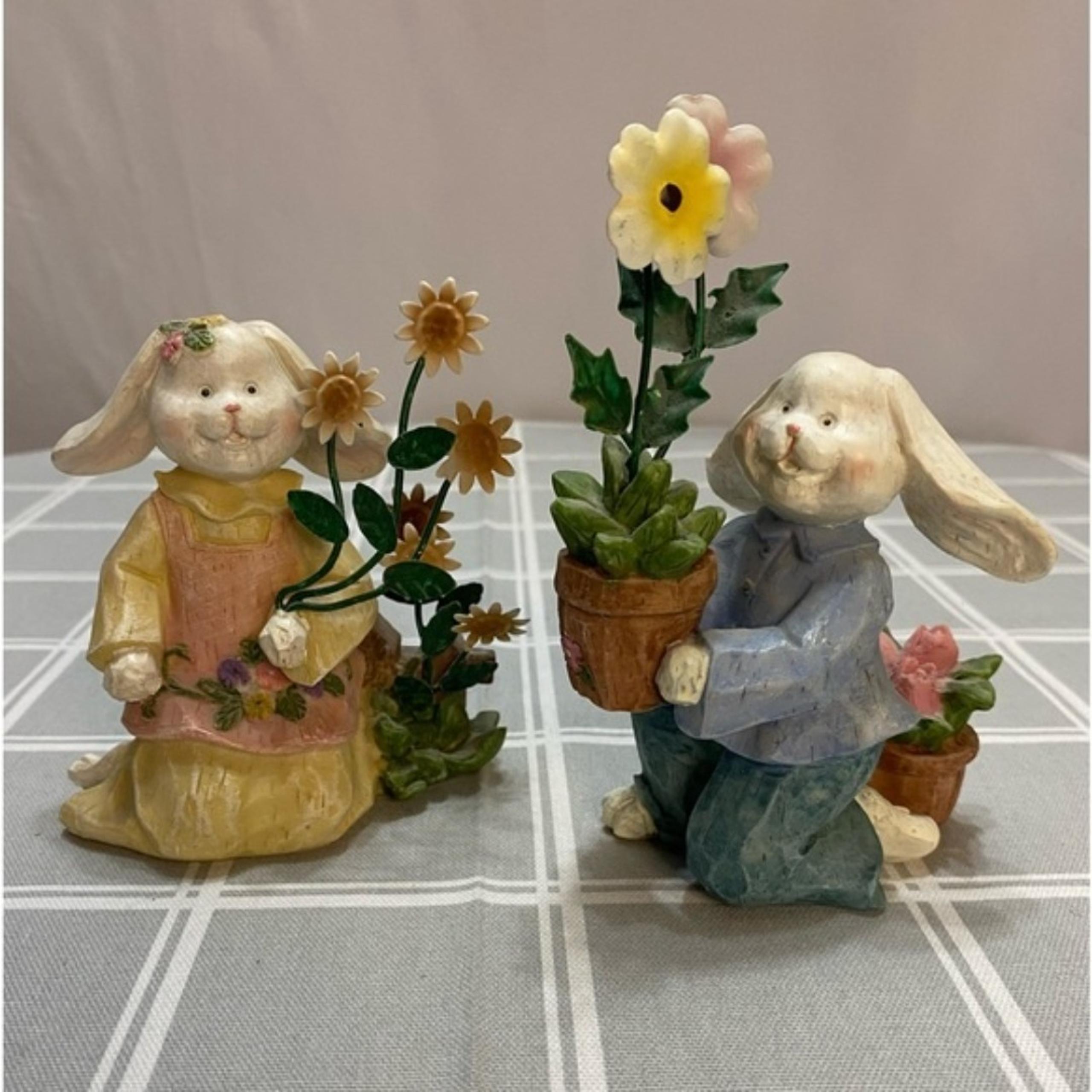 Home Interiors Spring Girl Boy Easter Bunny Rabbit Figurine Garden Flower Floral