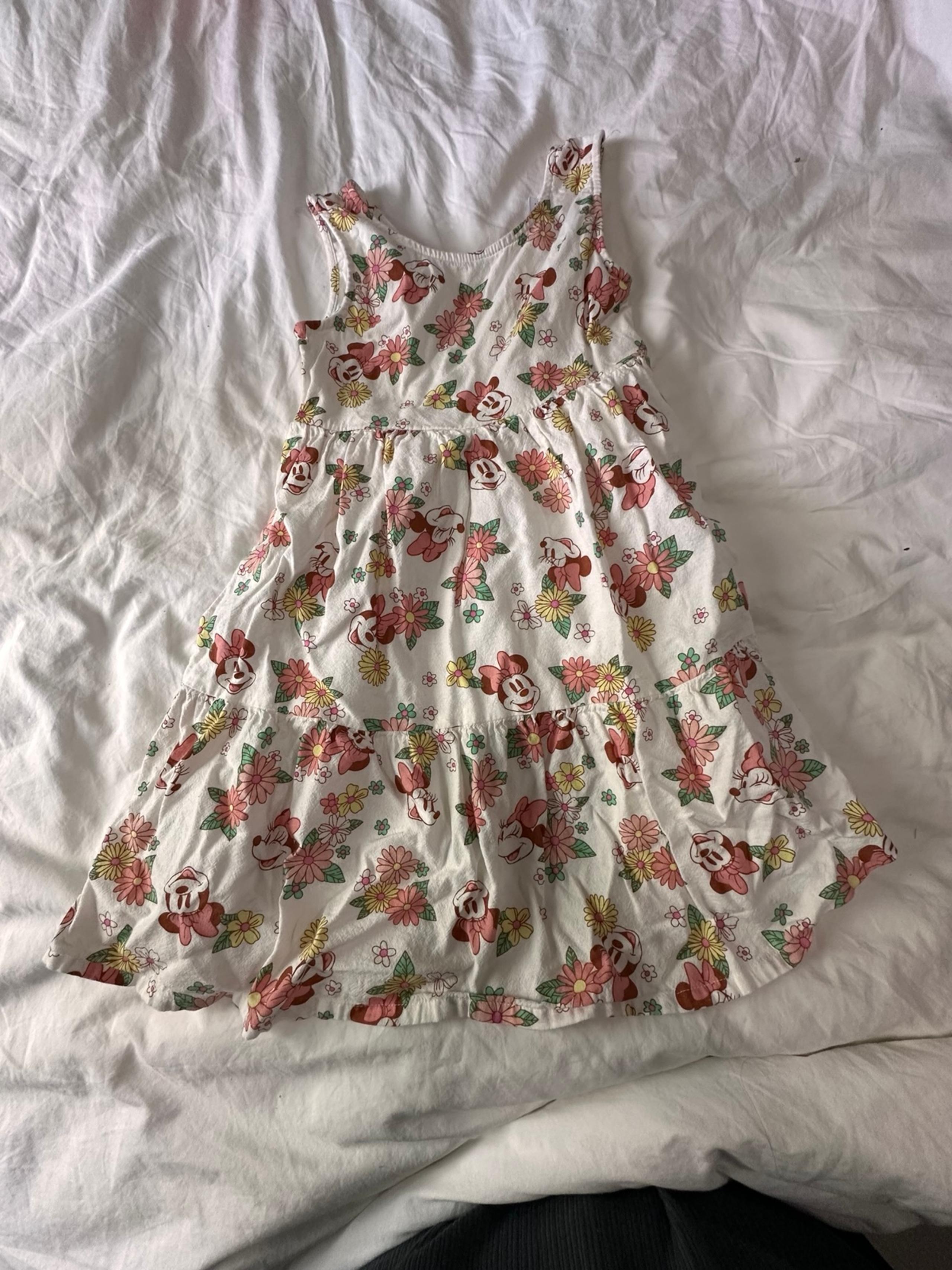 Minnie Mouse dress size 5 girls