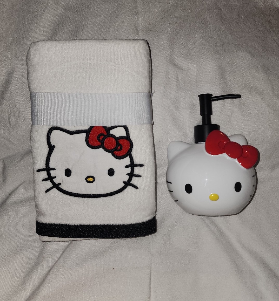 Hello Kitty Soap Dispenser and Hand Towel Set