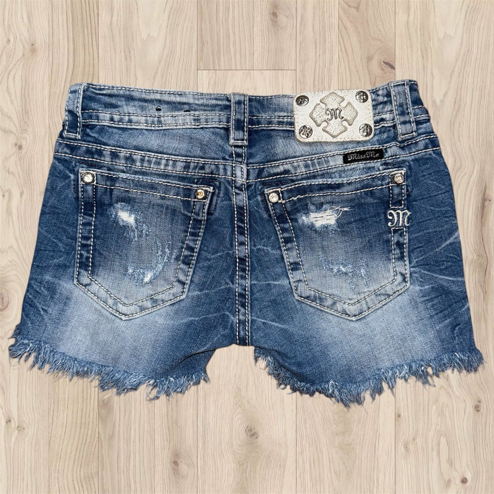 Miss Me Jean Shorts Women’s 26 Cut Off Blue Denim Distressed Bling Studded Y2K