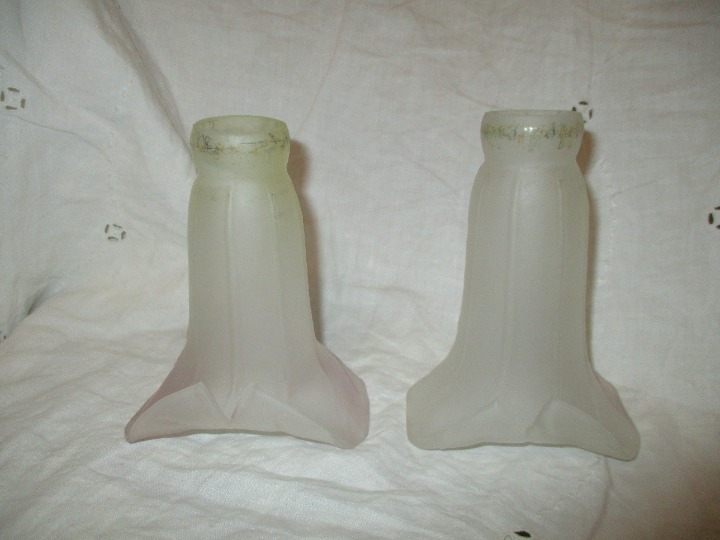 pair vintage Tiffany style calla lily glass replacement shades