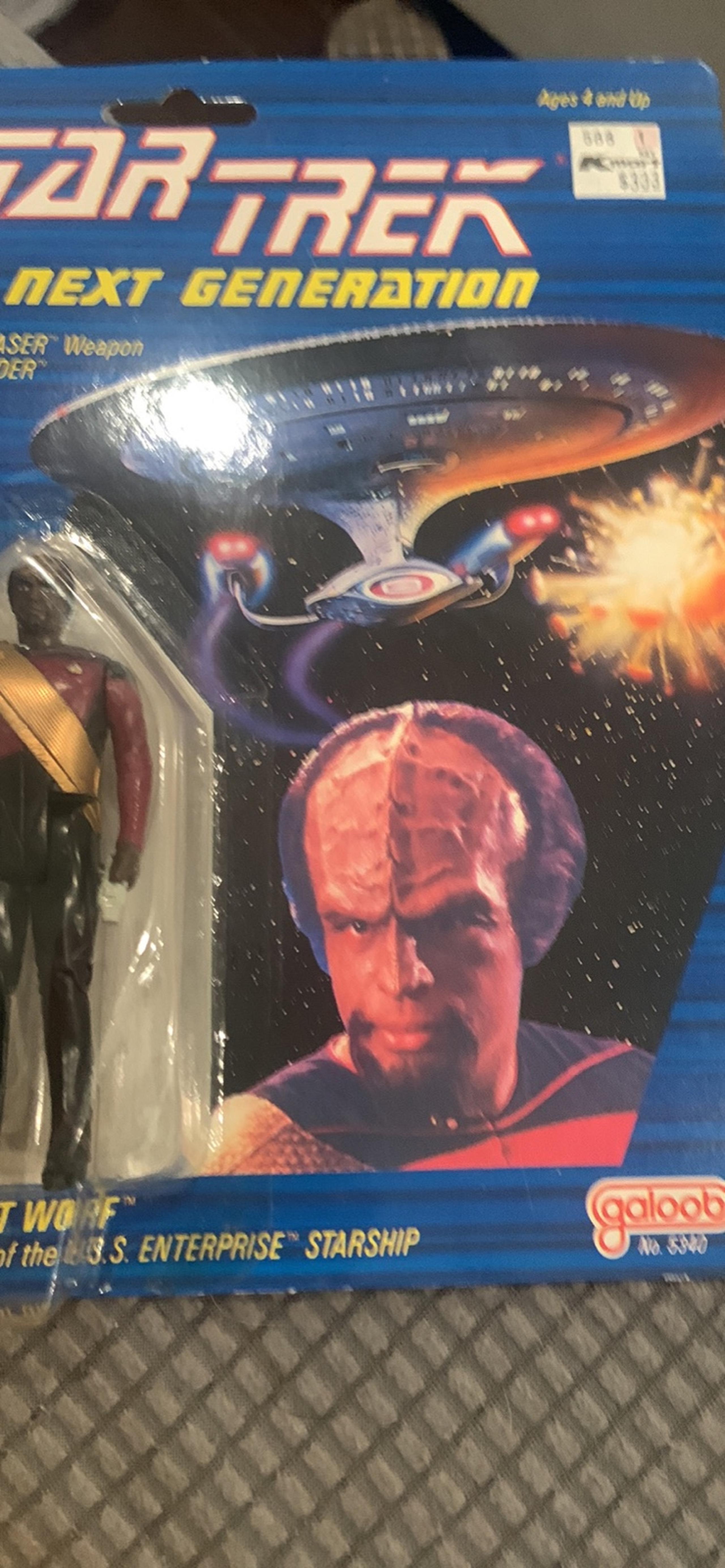 Star Trek The Next Generation Lt. Worf Action Figure 1987 Galoob