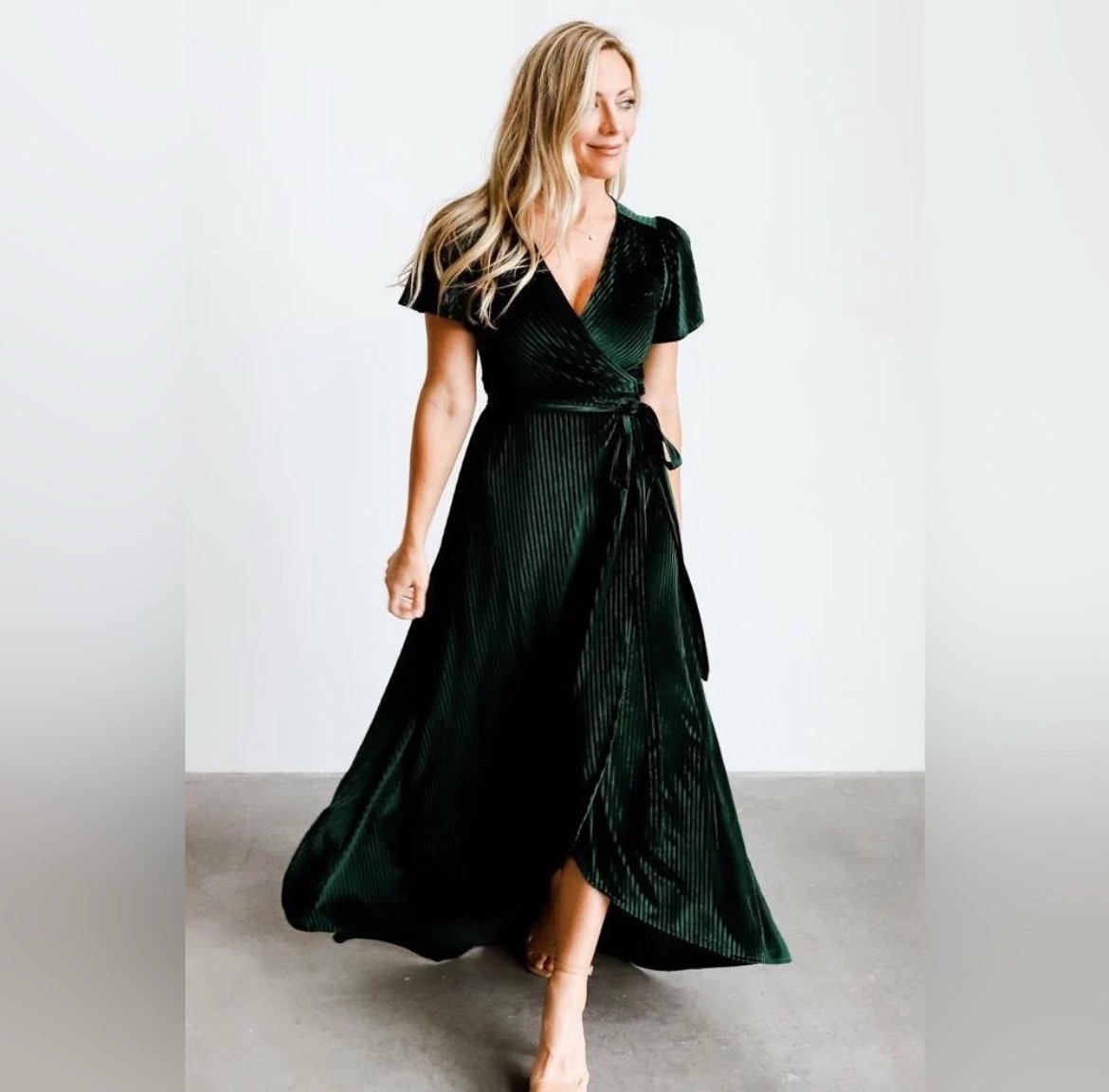 Baltic Born Green Ribbed Velvet Short Sleeved Wrap Long Dress Size Medium