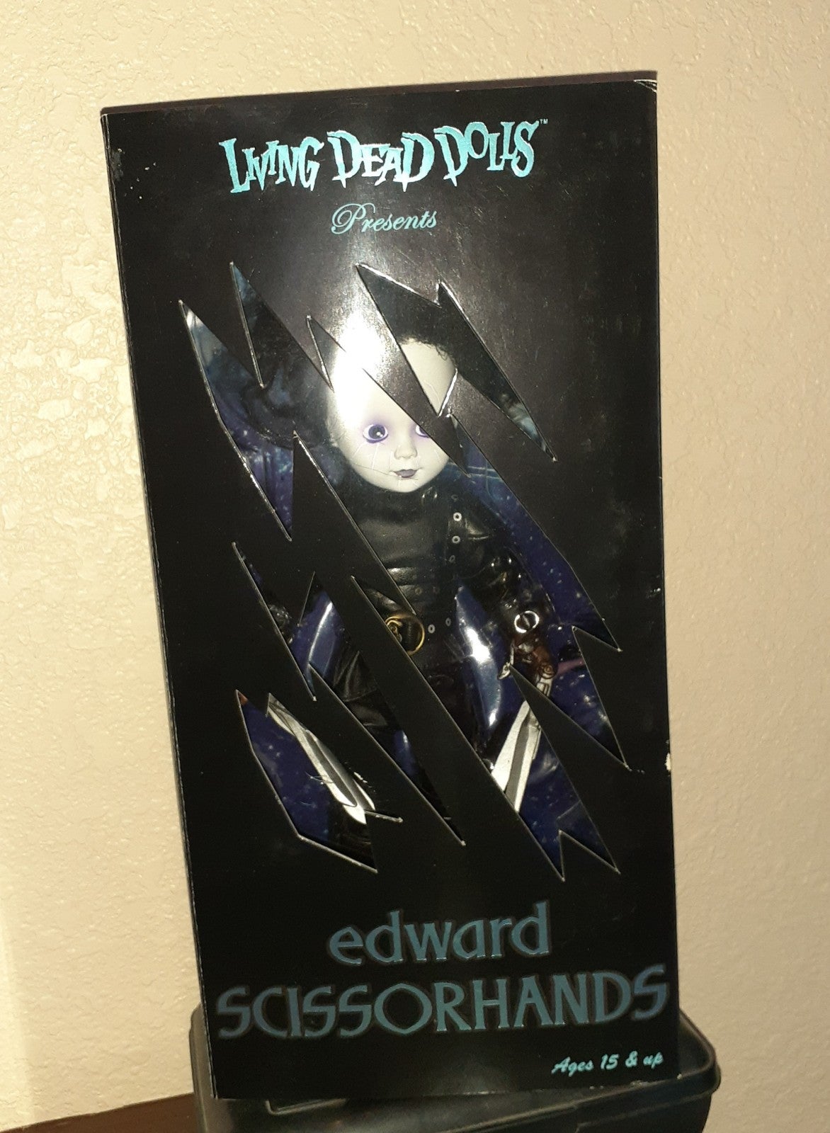 Living Dead Dolls Edward Scissorhands