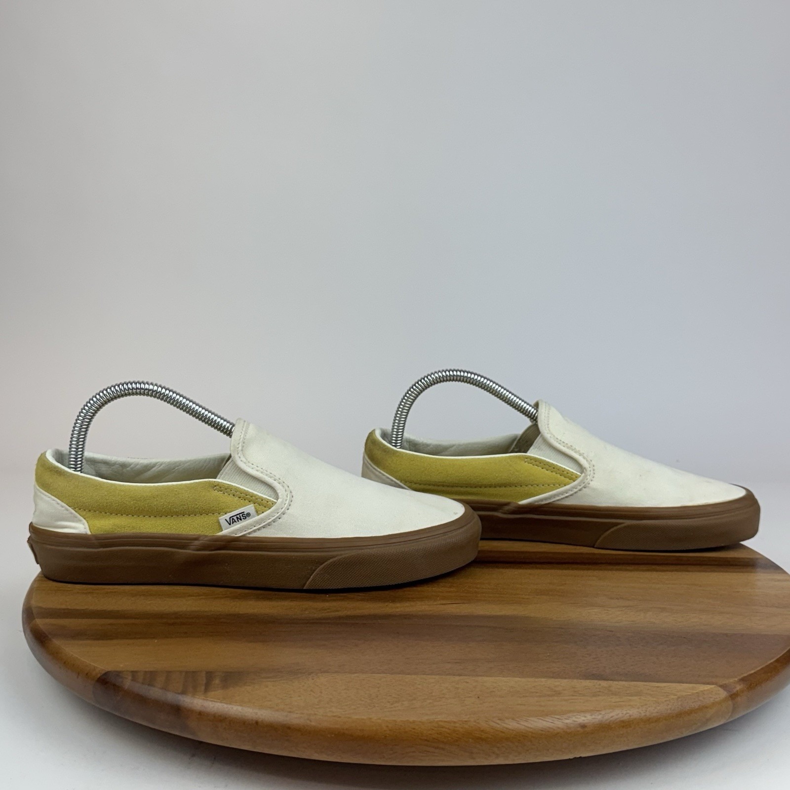 Womens Vans Classic Slip On Gum Marshmallow Skateboarding Sneakers Size 8.5 M