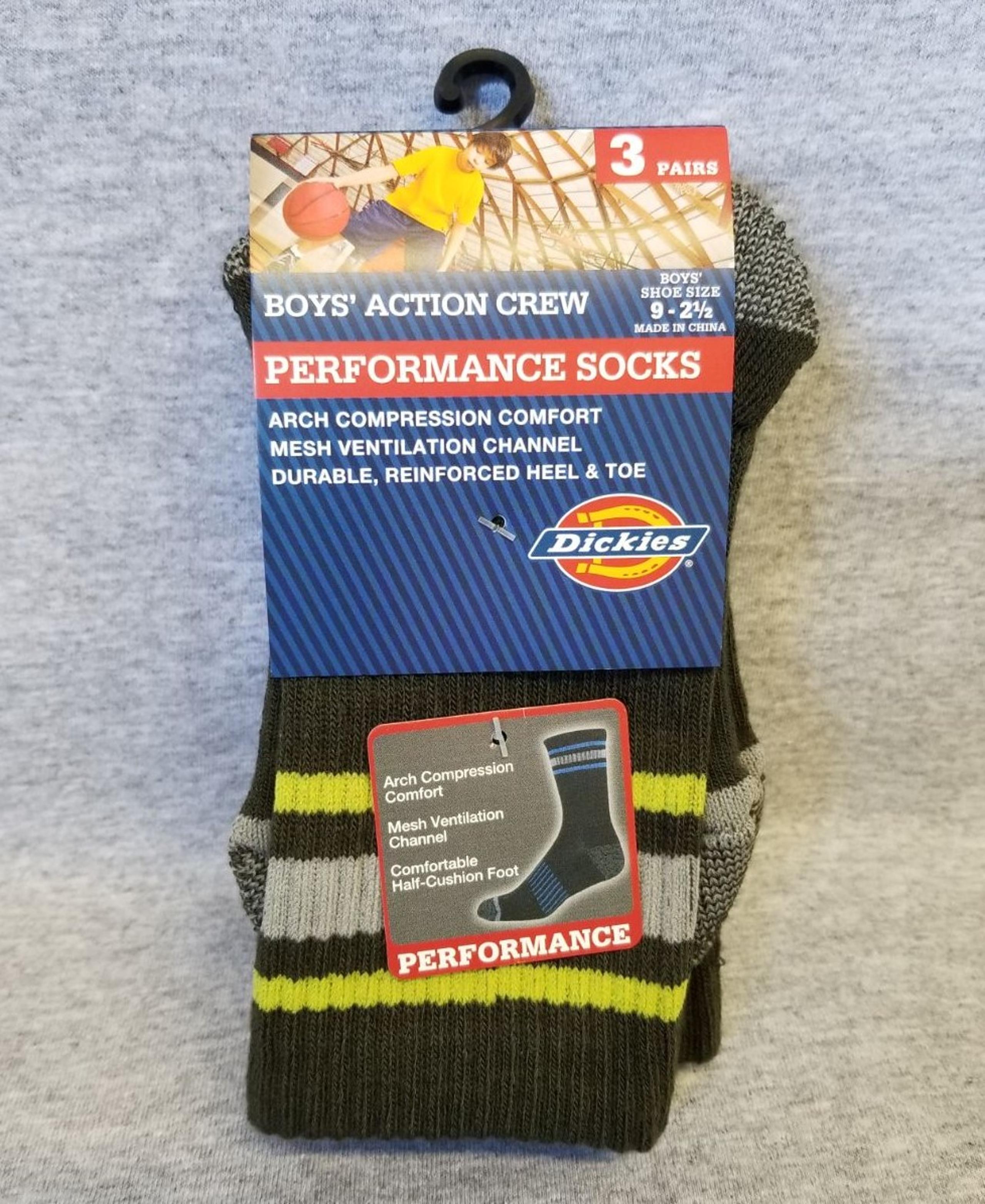 Boys Dickies performance socks 3 pack