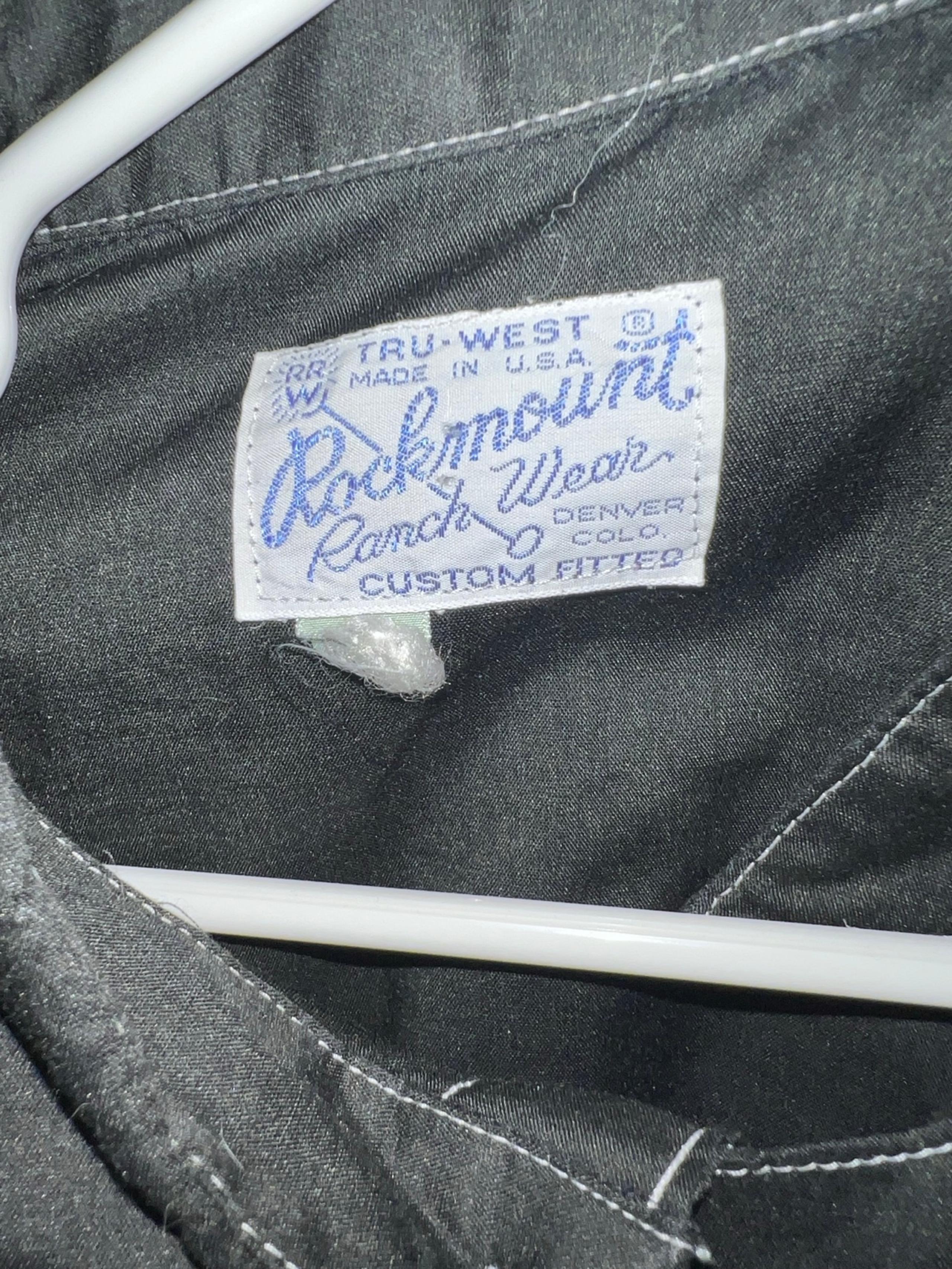 Men’s vintage western wear shirt