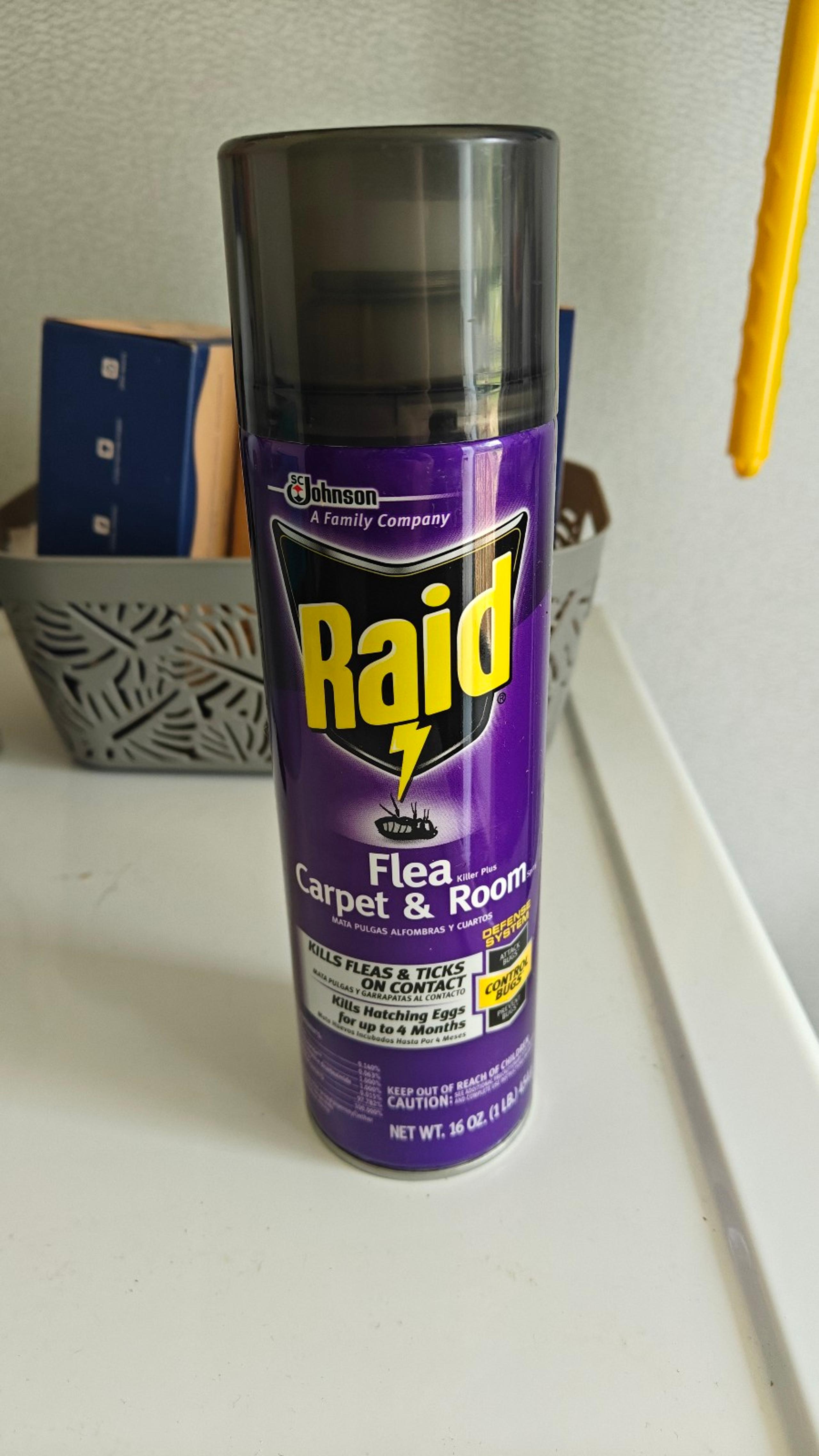 16 oz Raid Flea Carpet & Room Treatment Spray
