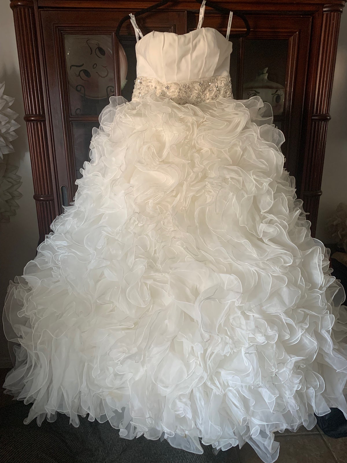 Justin Alexander Wedding Dress Ruffled Skirt Corset Beaded Top size 4-6