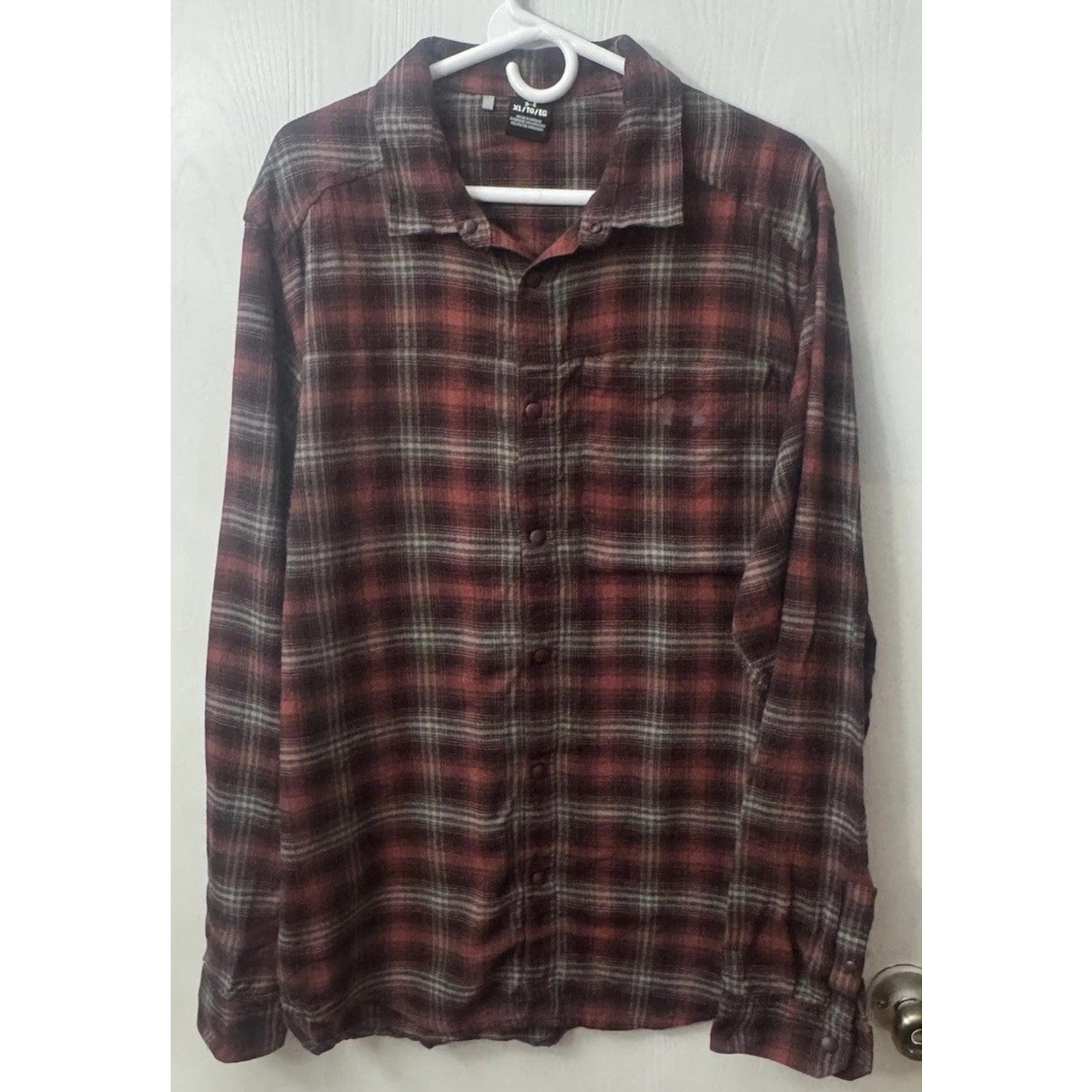 Under Armour Mens Size XL Shirt Long Sleeve Snap Button Wine Plaid Flannel