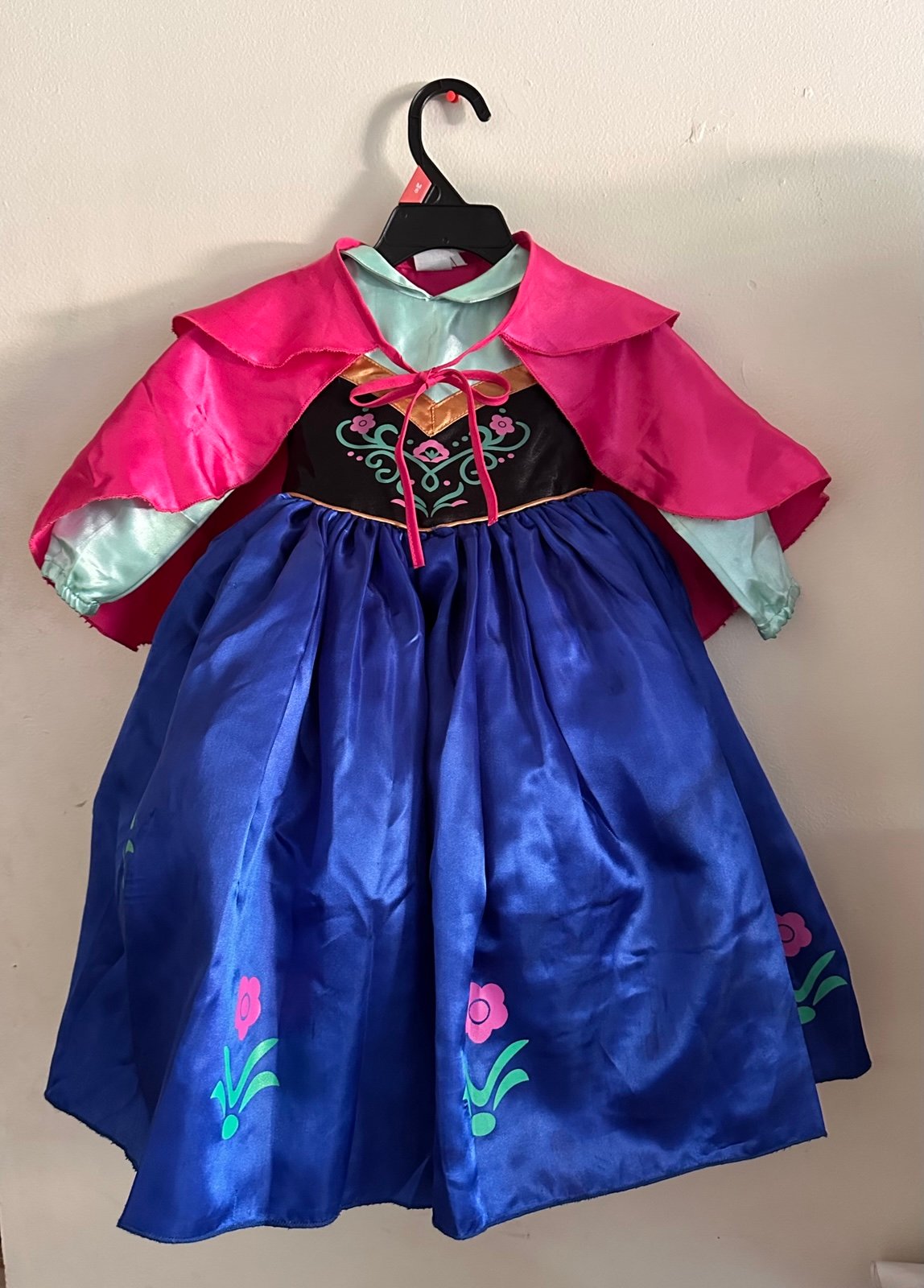 Costume