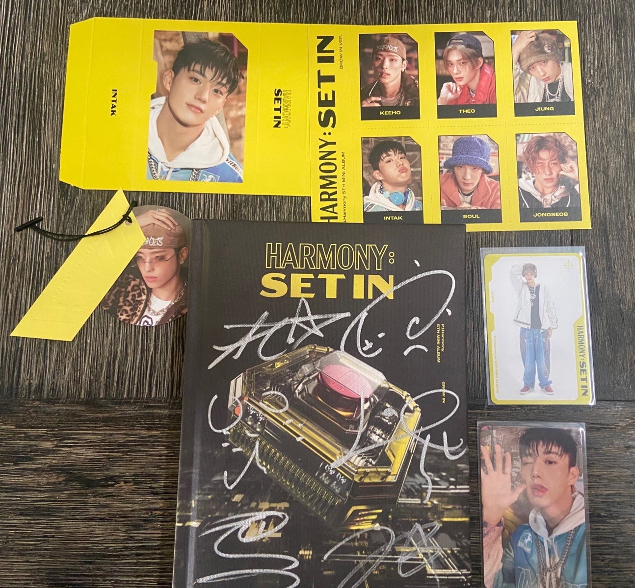新作揃え Set Harmony P1Harmony in album signed アイドル