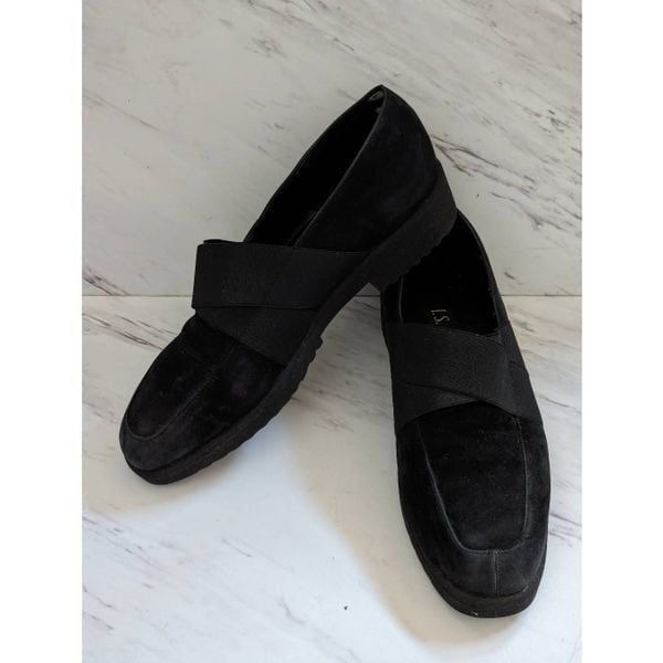 I.S. Inspired Sole Women's Black Round Toe Suede Thick Sole Loafer Size 8M