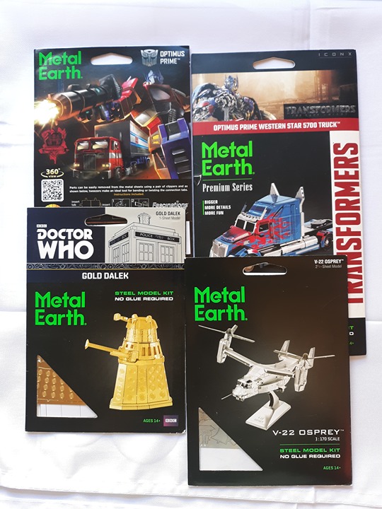 Metal model kit bundle