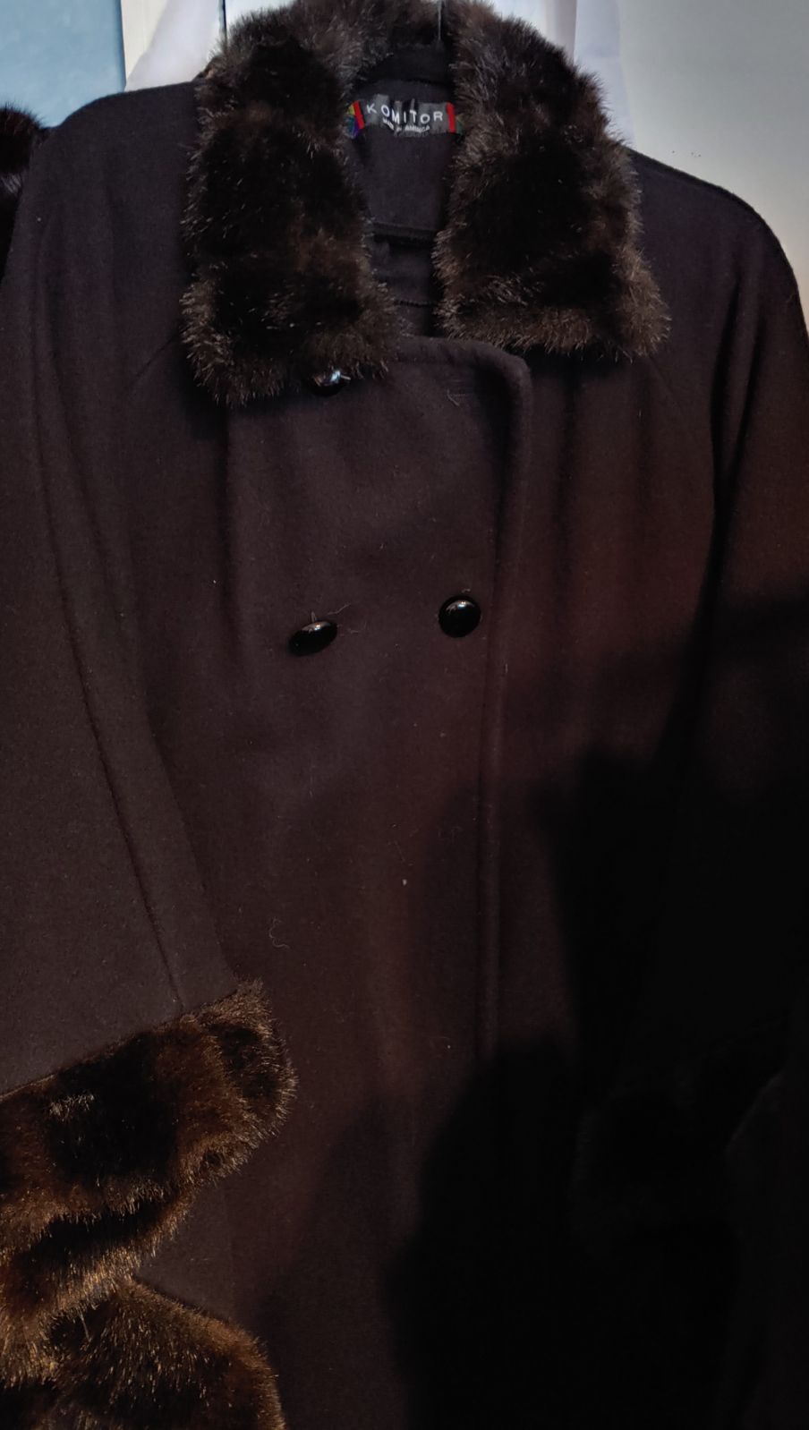 Black faux fur cape