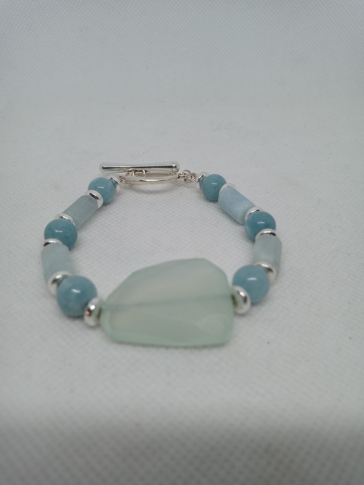 Aquamarine and chalcedony bracelet