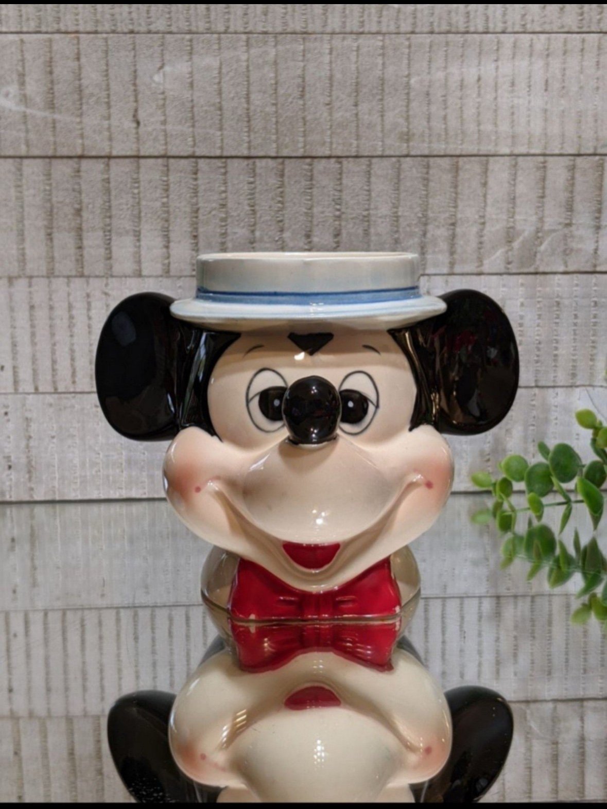 VINTAGE 1970 DISNEY MICKEY MOUSE TOP HAT MUG.
