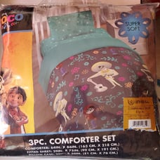 comforter set.