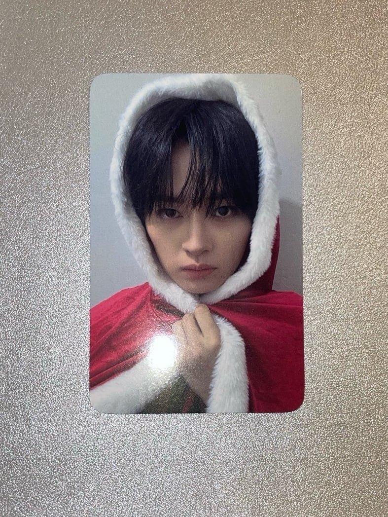 Stray Kids Lee Know hop pop up santa PC