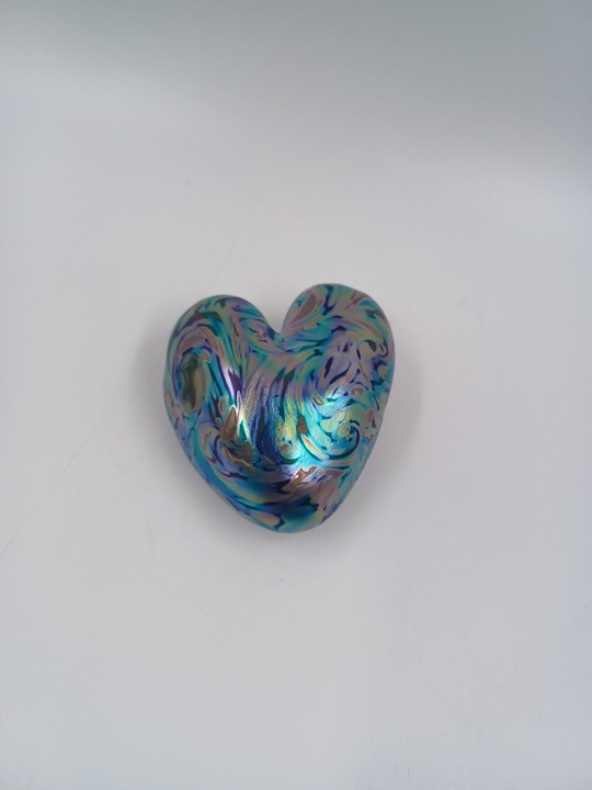Vintage Signed Eickholt Iridescent Glass Swirl Heart Paperweight - 3.25 L x 3 W
