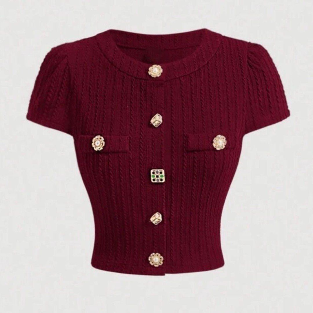 Burgundy metal button shorts sleeve top sizer XS