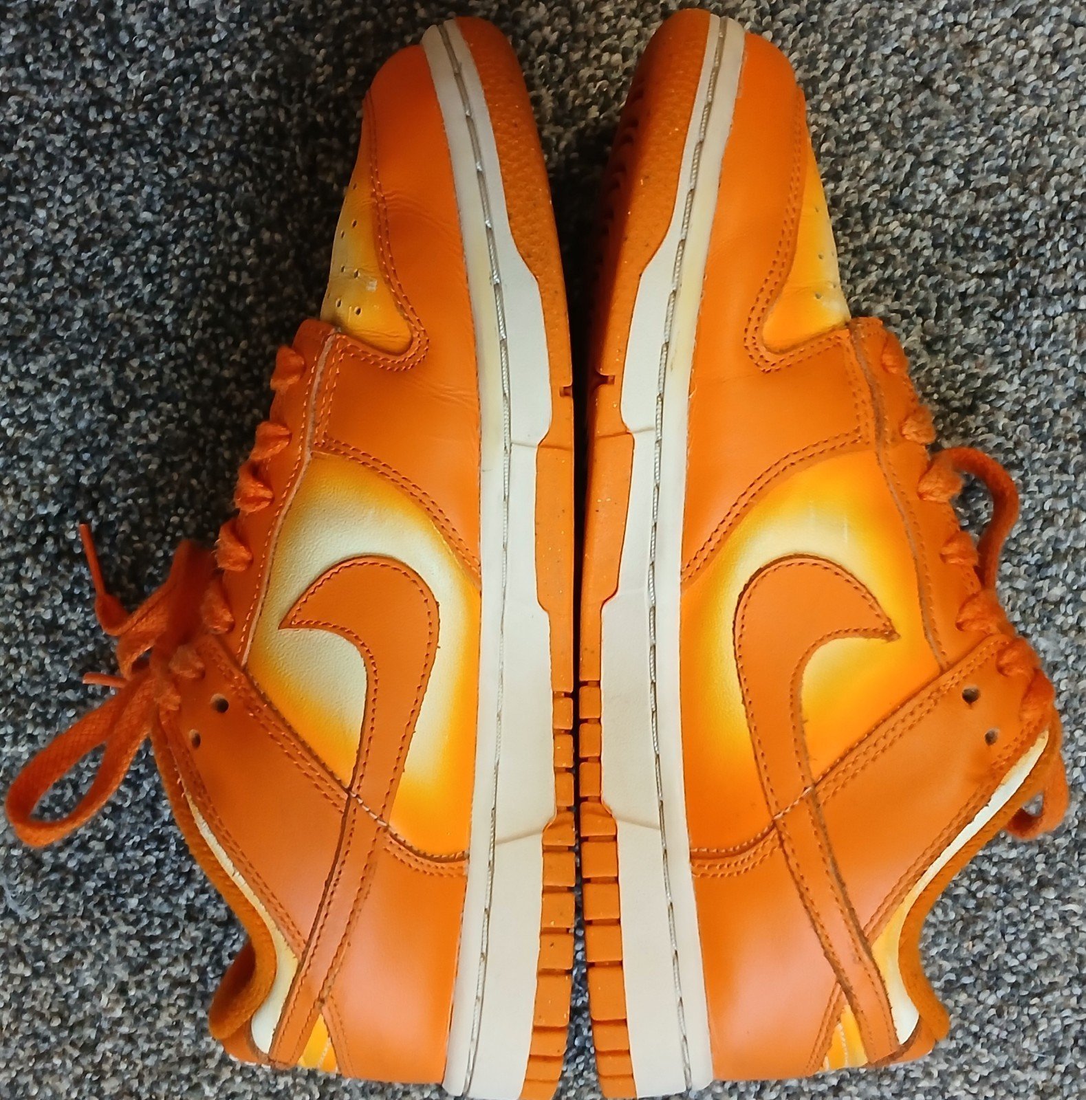 Nike Magma Orange Dunks Low size 6.5Y