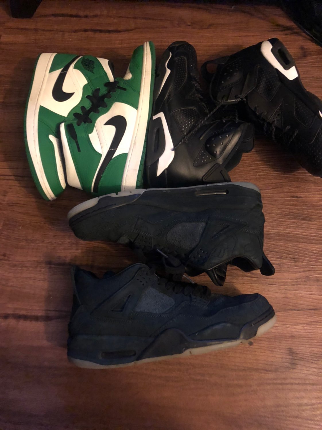 Jordan 1 pine green , Kaws 4 black , Jor