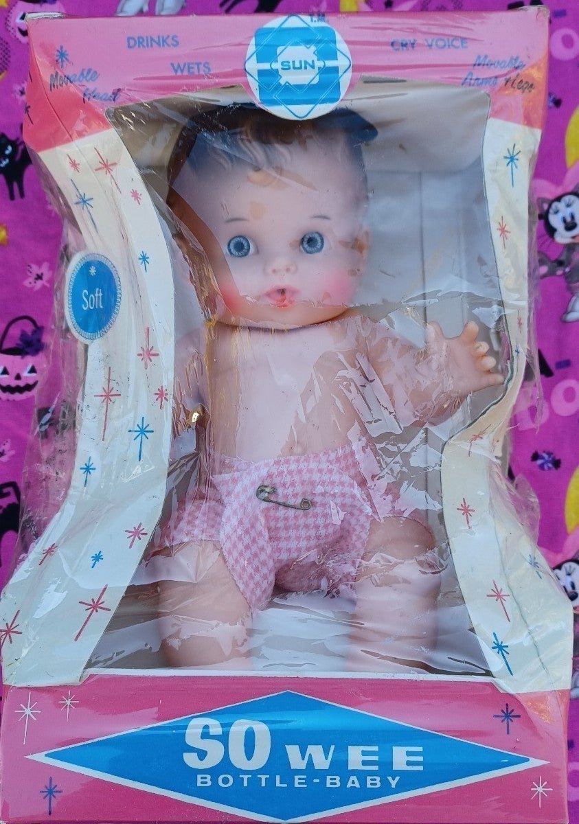 Sun Rubber Bottle-Baby Sunbabe So-Wee baby doll Ruth E. Newton 1950's NIB w/box.