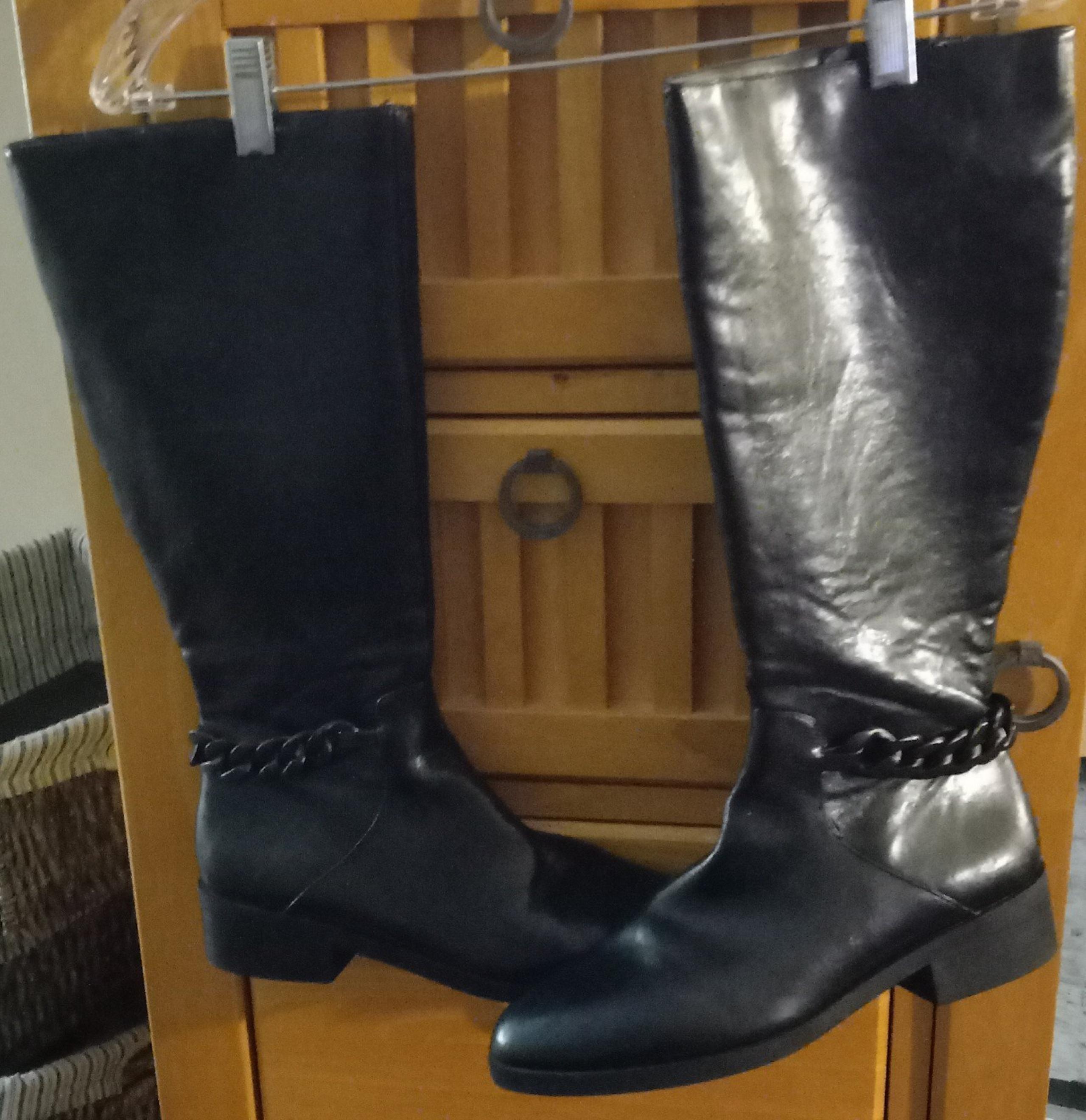 Boots Ladies Forever 21 Black