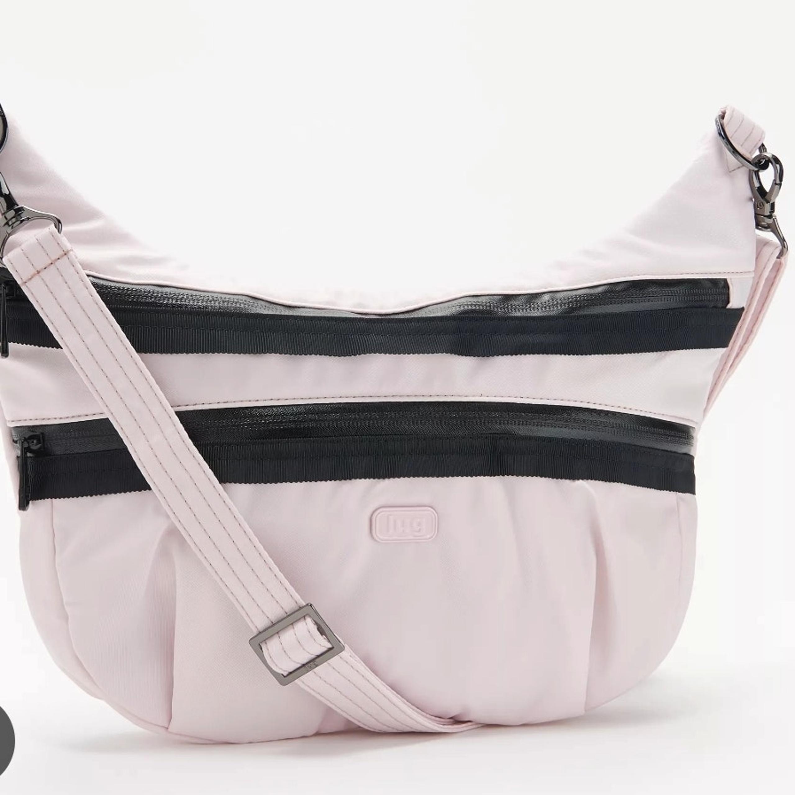 lug Hippy New without tags Powder Pink Nylon Crossbody Hip bag RFID Pocket