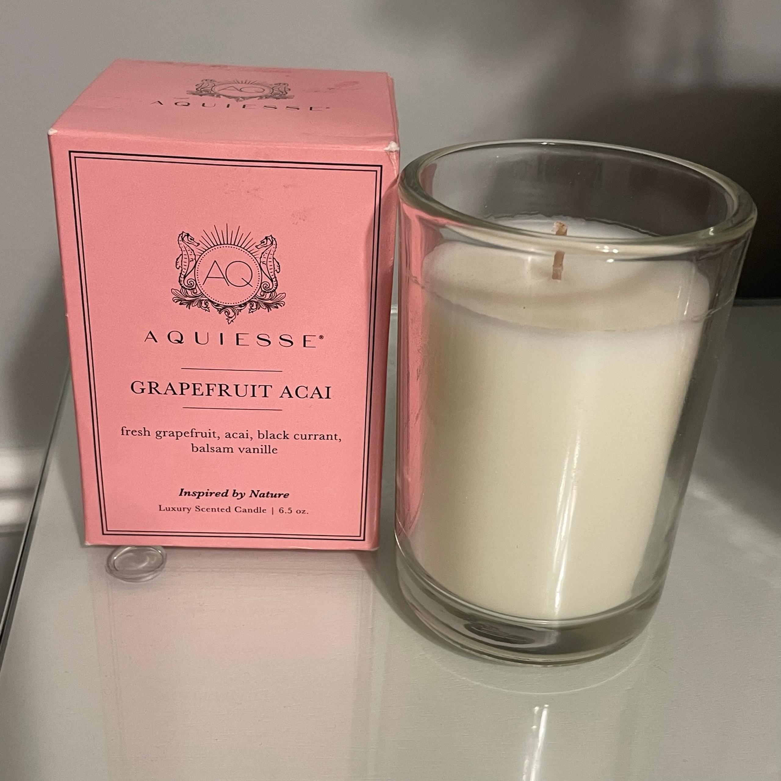 NIB Aquiesse Grapefruit Açaí Candle 6.5 oz