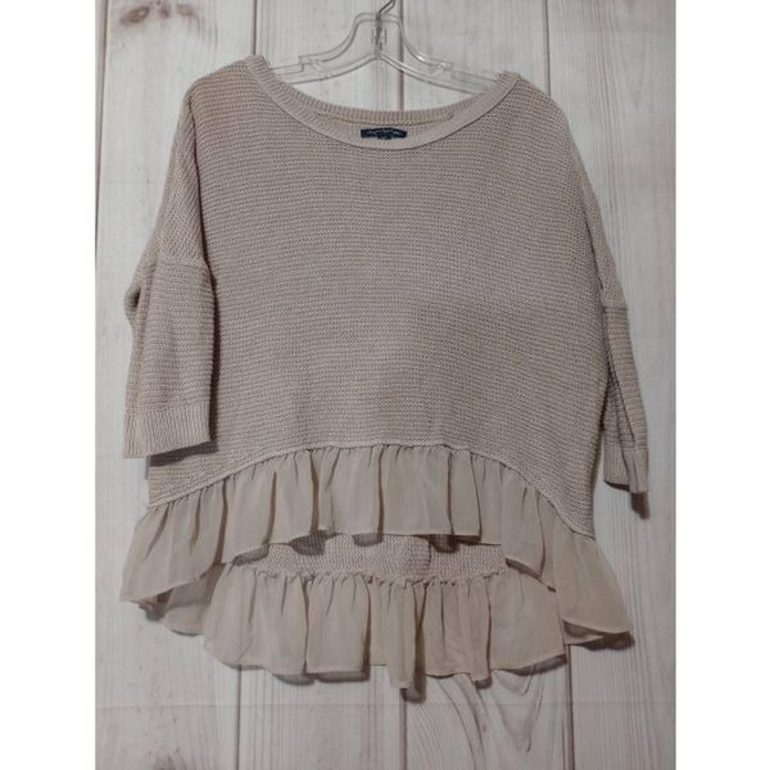 American Eagle Sweater Ladies Extra Small Tan Oversized