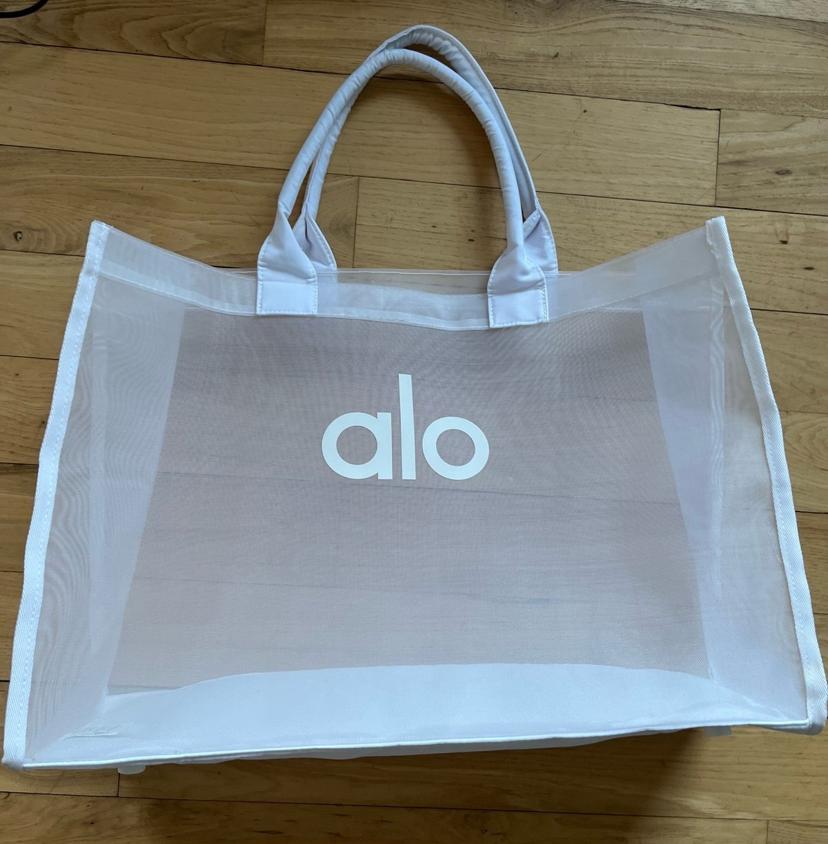 Alo White Tote Bags for Women | Mercari Alo White Tote Bags for Women | Mercari