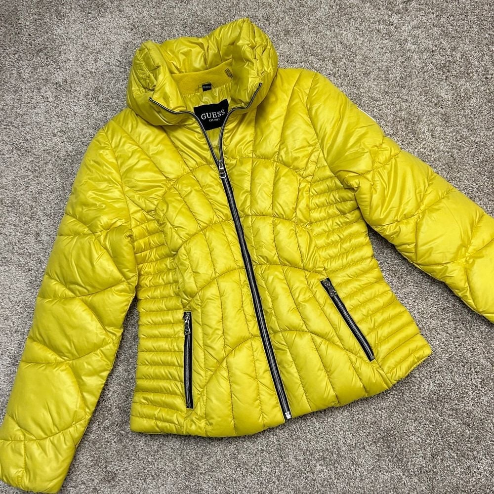 NWT Guess Midweight Puffer Jacket Women Size Medium Yellow 22LMP808 Full Zip