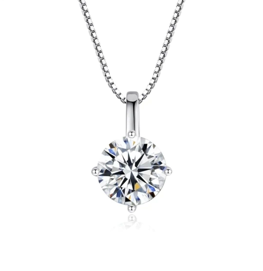 *sale* 1ct round cut diamond Necklace