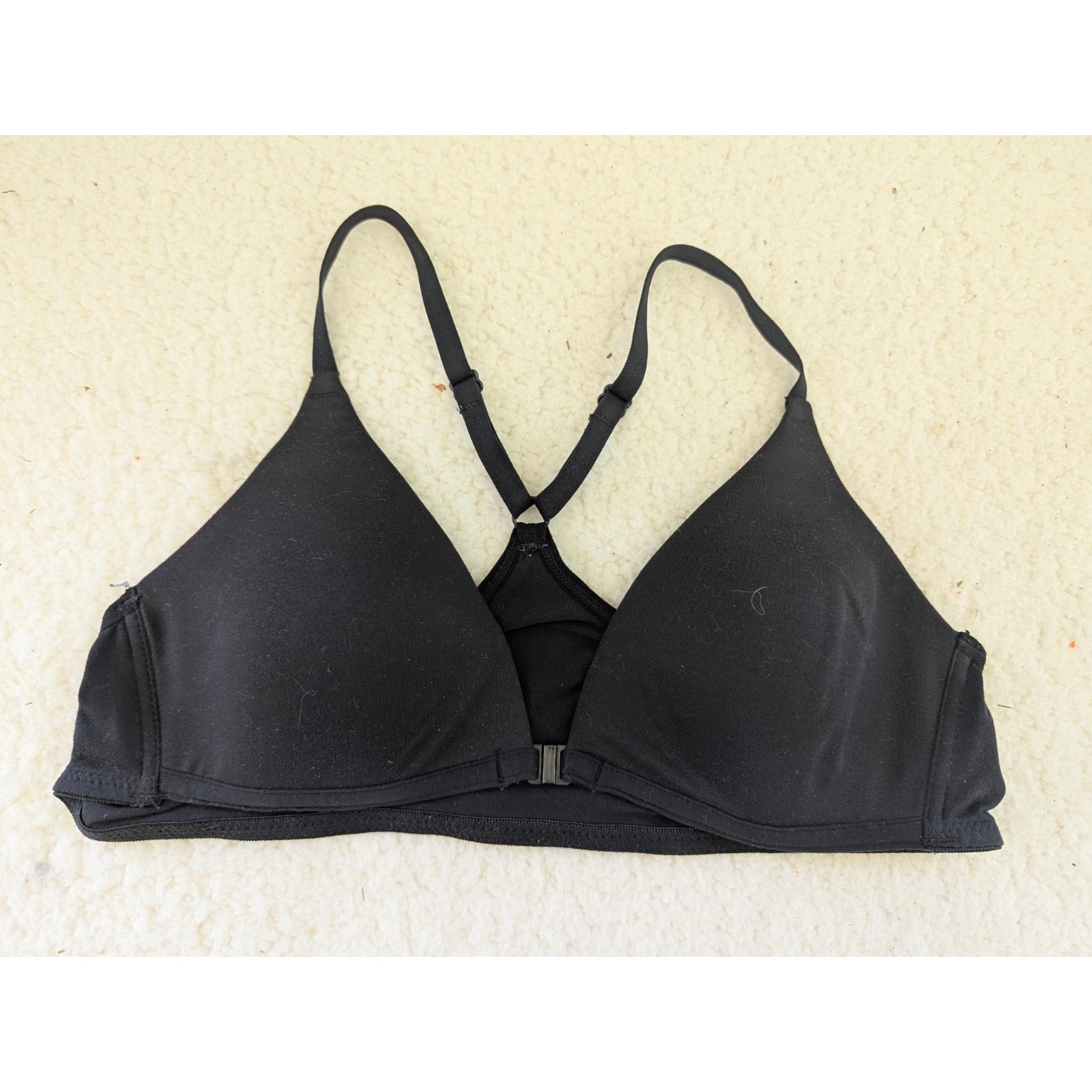 DELTA BURKE Size 38A Microfiber Front Closure Bra with Molded Cups Black