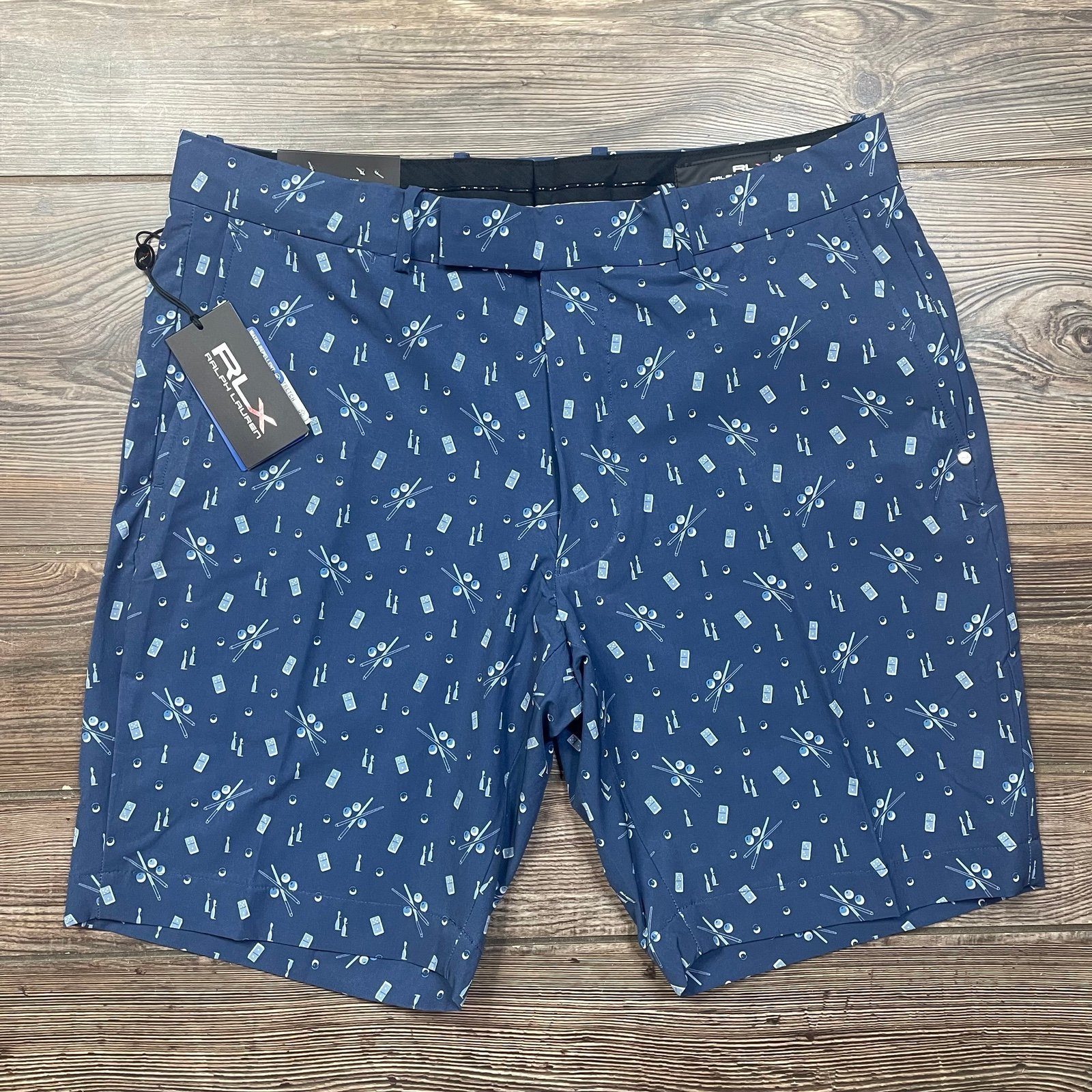 RLX Golf 9-Inch Tailored Fit Featherweight Short Clubhouse Billiards Size 34 NWT